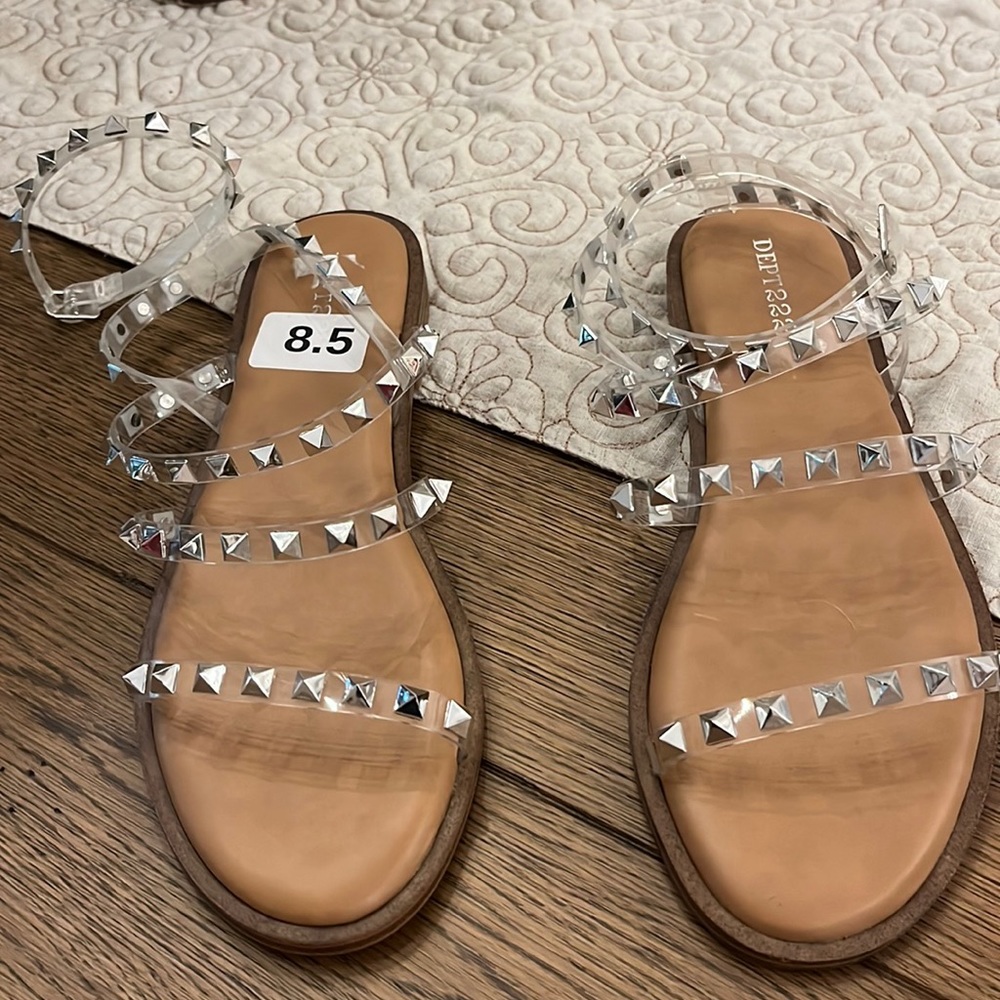 NWOT STUDDED SANDALS